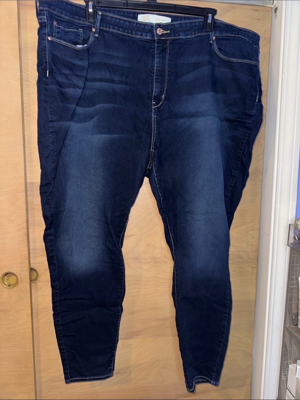 Signature by Levi Strauss Women’s Plus Size Skinny Jeans in Dark Indigo